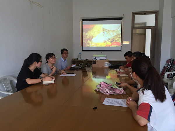 直屬公共基礎部黨支部組織觀看《榜樣》專題片