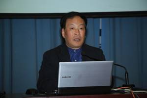 謝必震教授應(yīng)邀作“中日關(guān)系中的釣魚(yú)島問(wèn)題” 專題講座