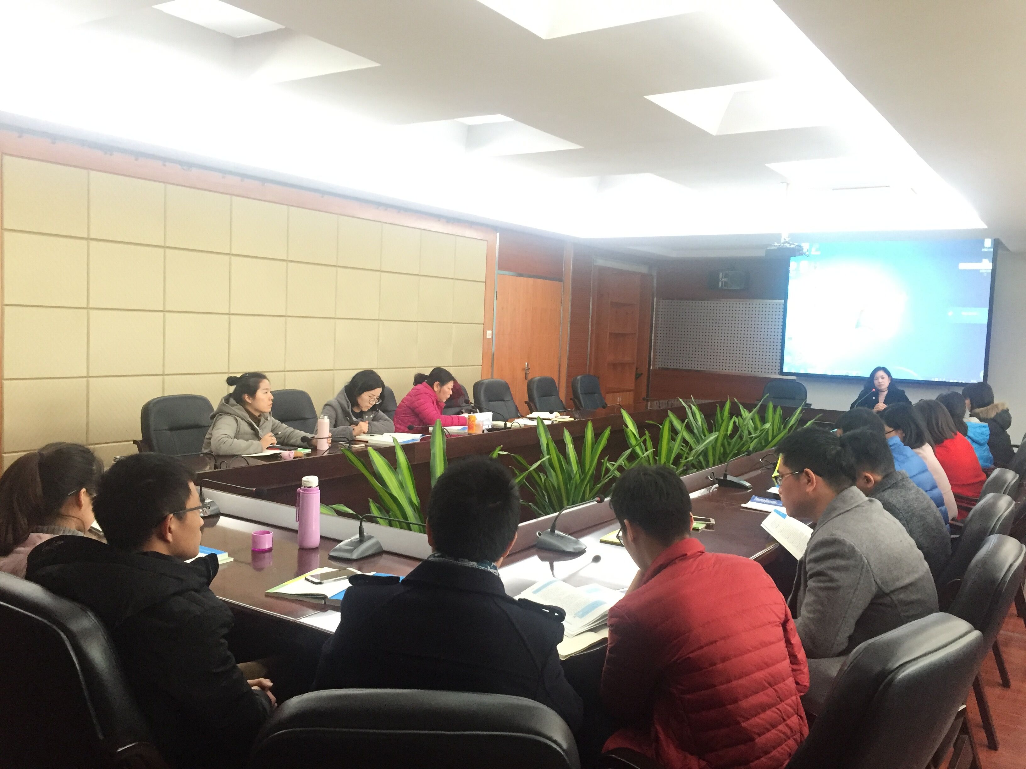 馬克思主義學(xué)院軍事理論與就業(yè)指導(dǎo)課教研室開(kāi)展集體備課活動(dòng)